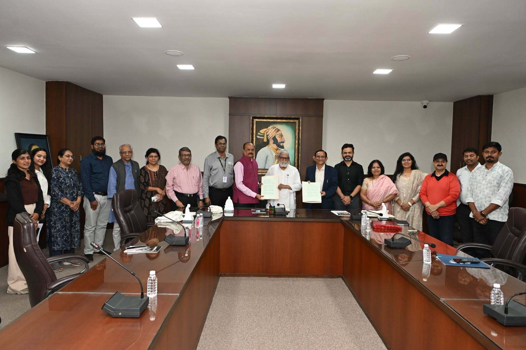 The Hindu and MGMU Sign Memorandum of Understanding
