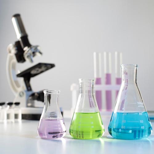 Pharmaceutical chemist