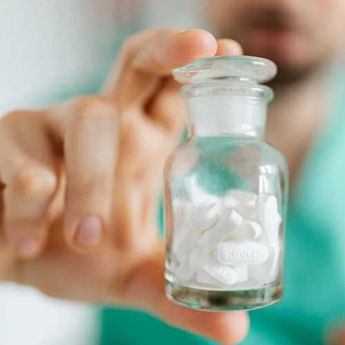 Pharmaceutical chemist