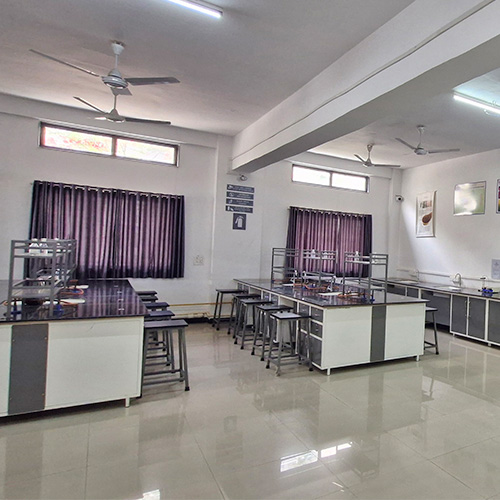 2 Pharmacognosy Labs