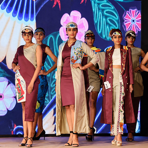 B. Des. Fashion Design