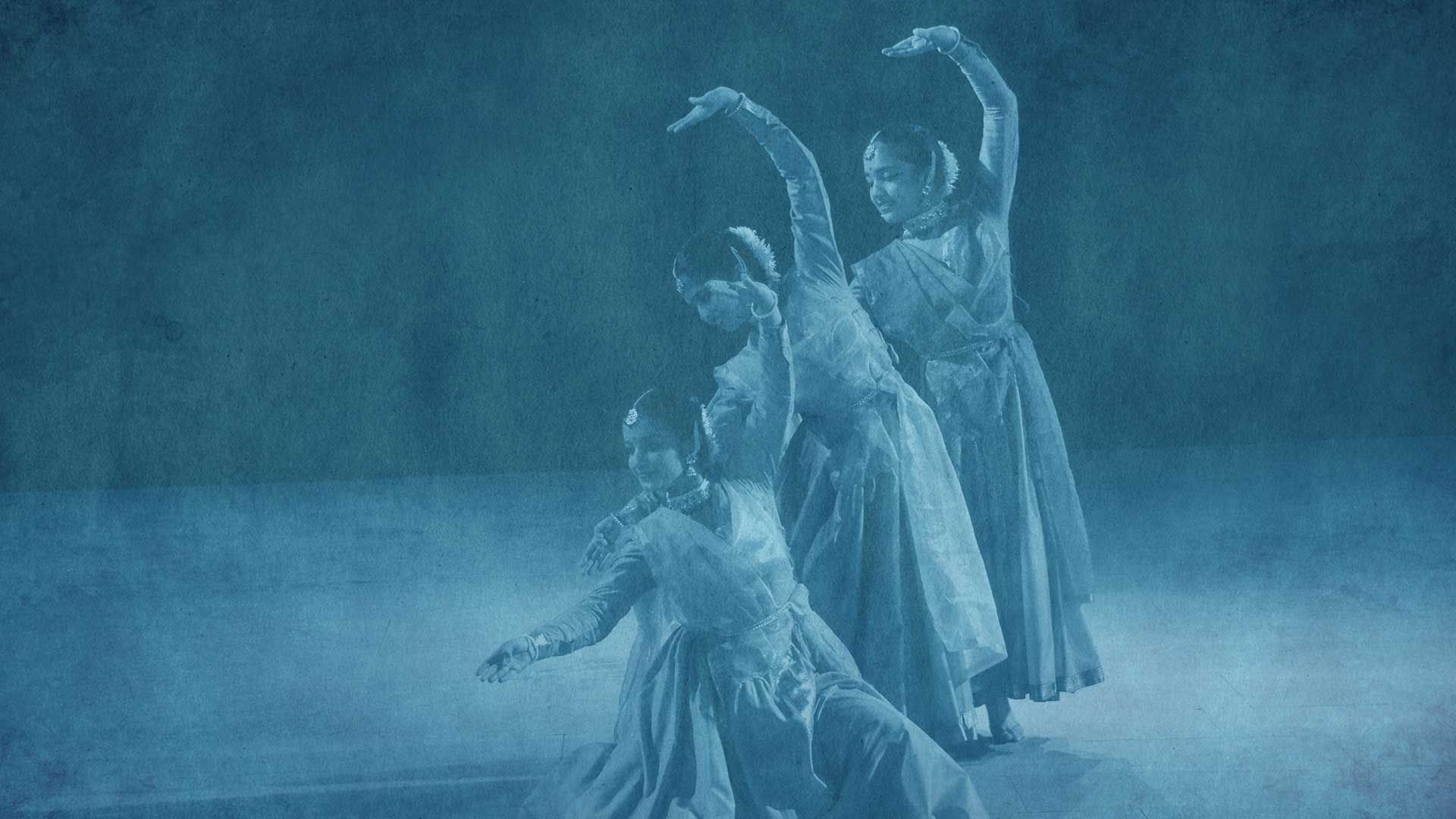 Danse kathak (musée Guimet) | Kathak dance, Dance poses, Indian classical  dancer